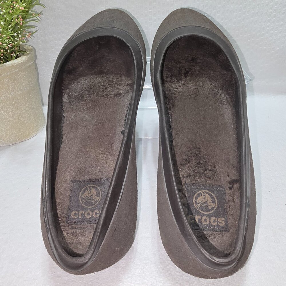 CROCS WOMENS LINA COMFORT BALLET FLATS BROWN FAUX FUR LINING SIZE 8 - Picture 3 of 7